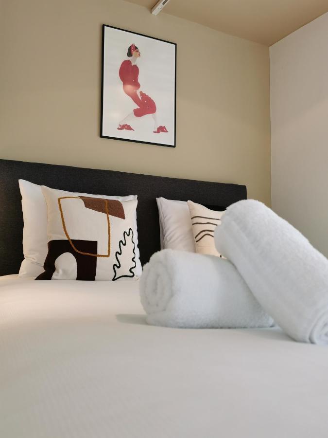 Shway - The Red With Pearls Apartment Antwerp Luaran gambar