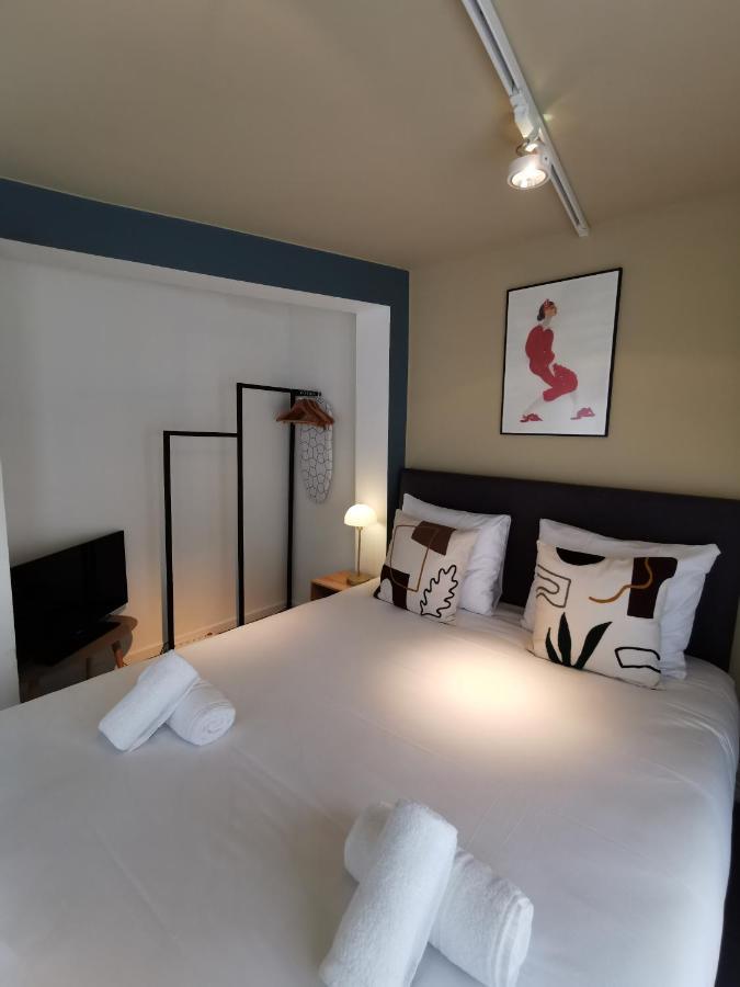 Shway - The Red With Pearls Apartment Antwerp Luaran gambar